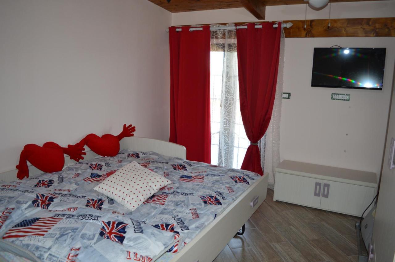 Villa Carmen Castel Volturno Extérieur photo